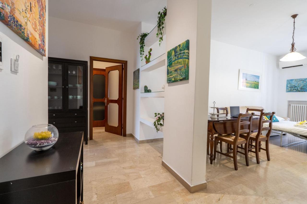 Universita & Stazione Airy Apartment With Parking Bari Exterior photo