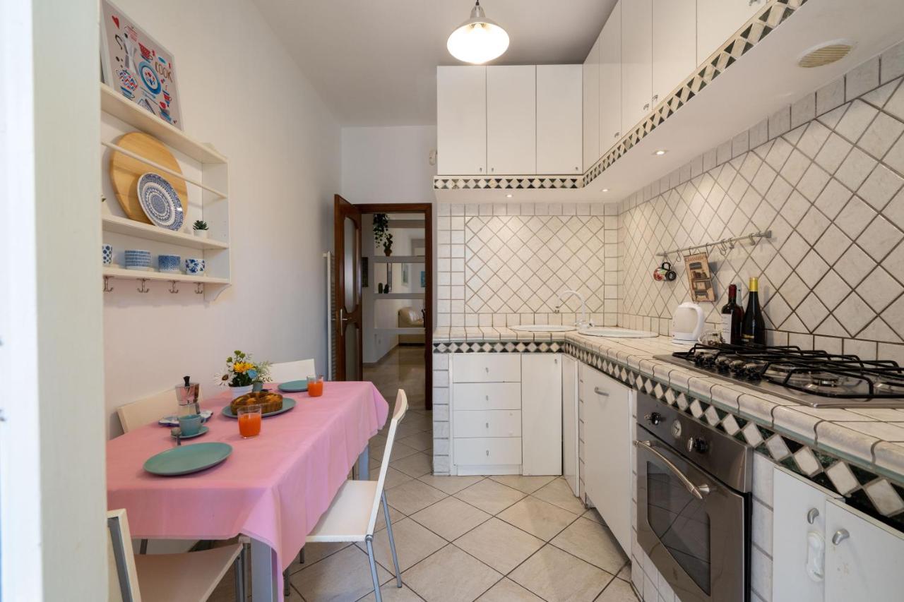 Universita & Stazione Airy Apartment With Parking Bari Exterior photo